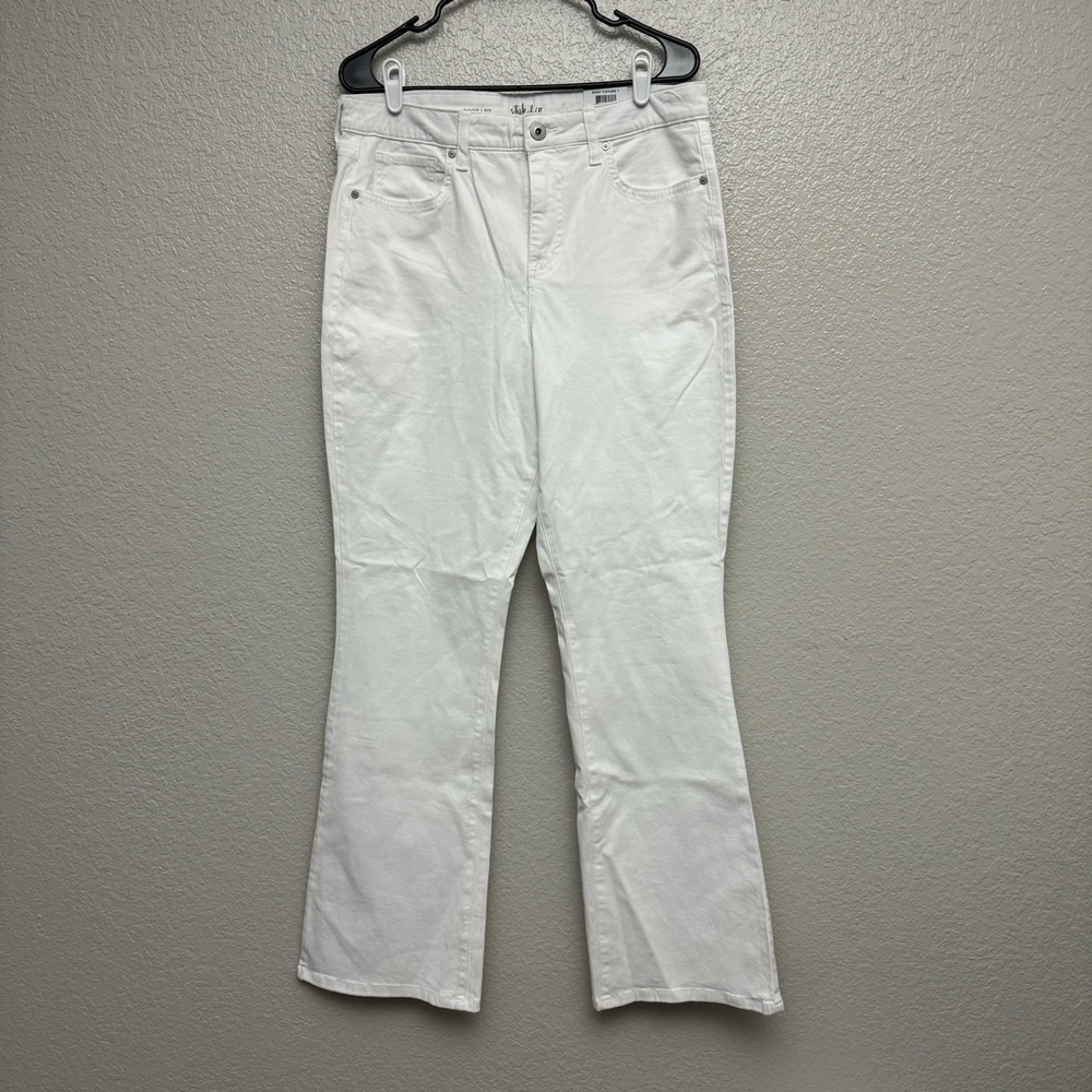 Style & Co Women’s White‎ Curvy Boot Cut Jeans Plus Size 14 NWT